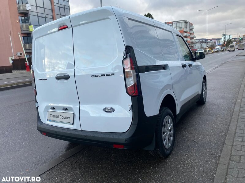 Ford Courier