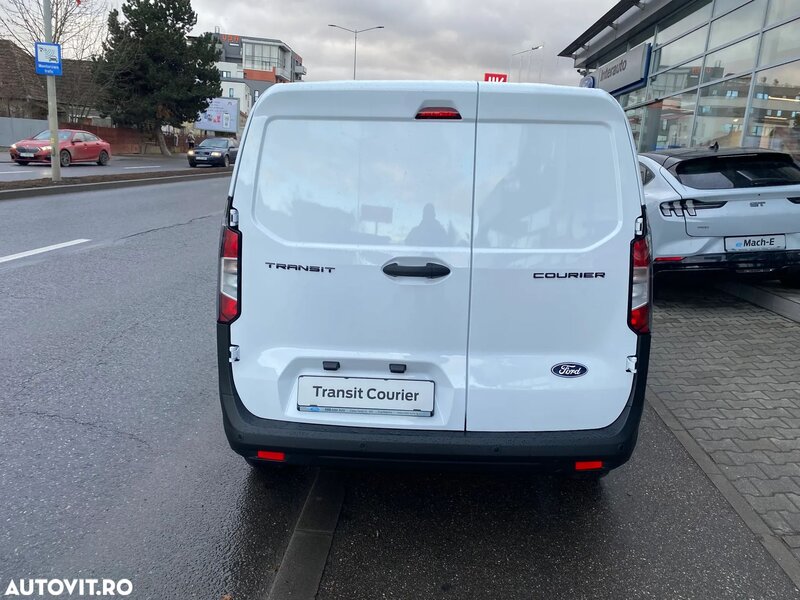 Ford Courier